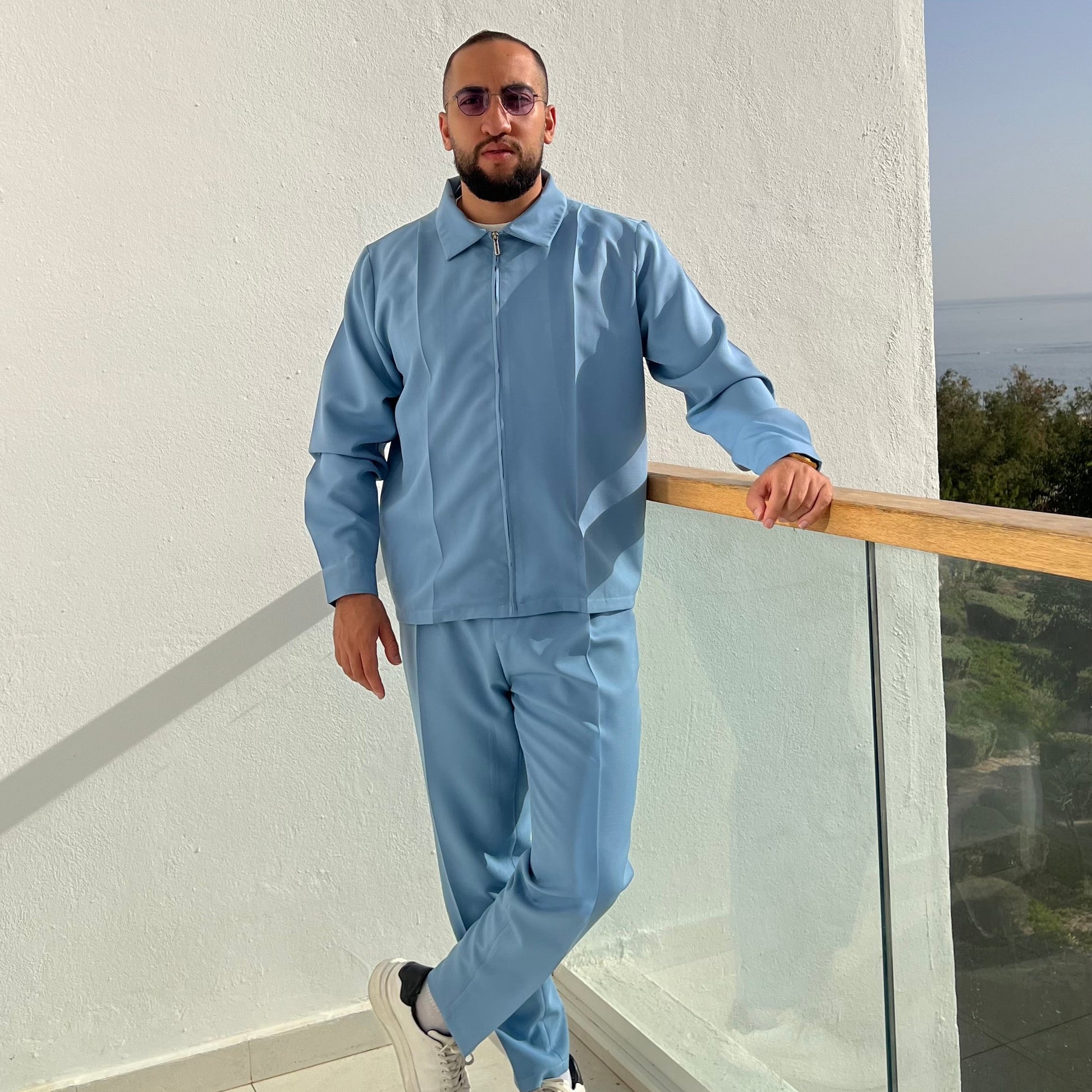 Bleu Ciel
