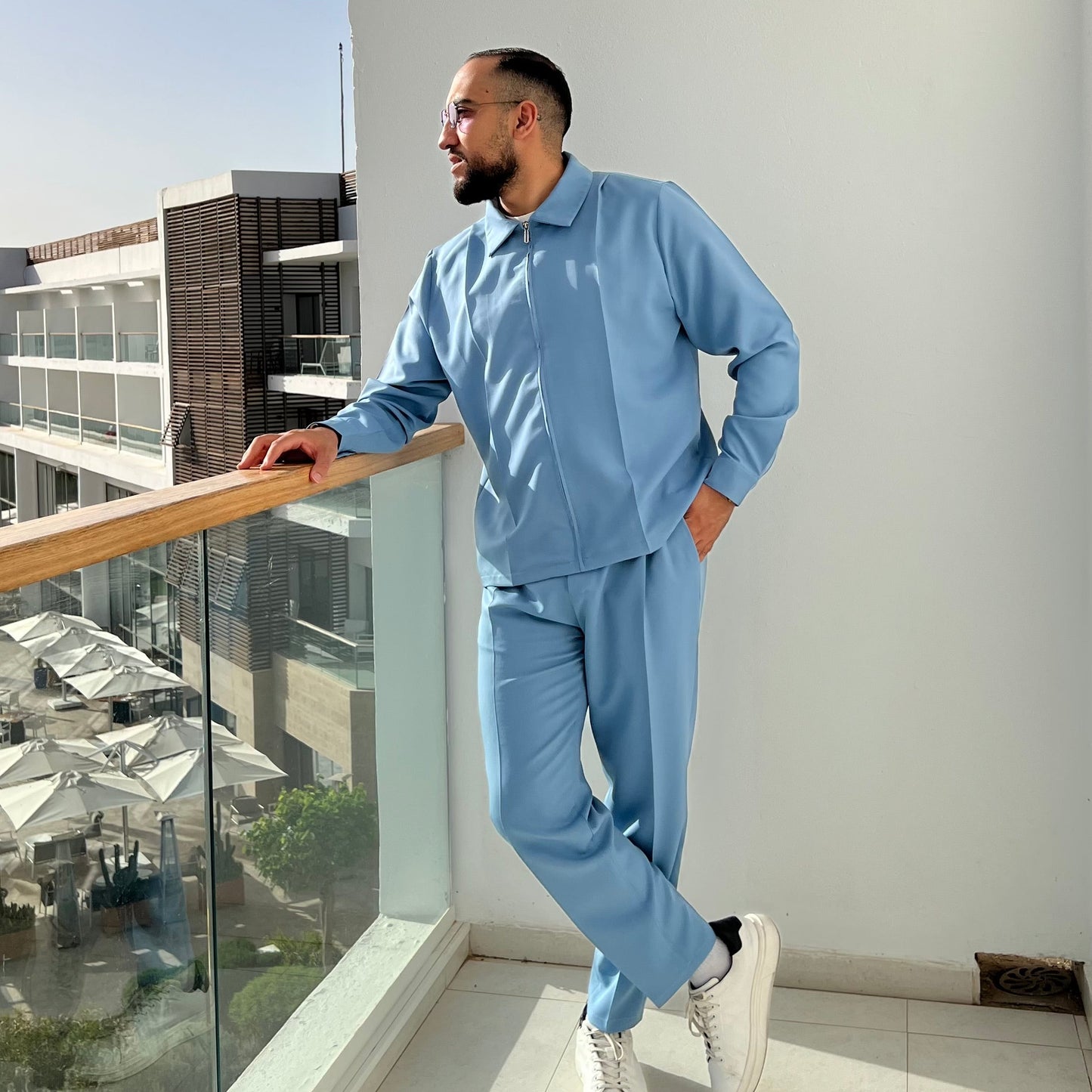 Bleu Ciel
